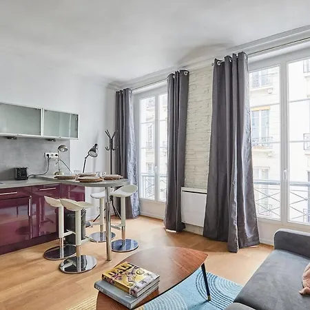 Center Of By Prestige Paříž